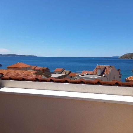 Seaview Suites Ondina Komiža Buitenkant foto