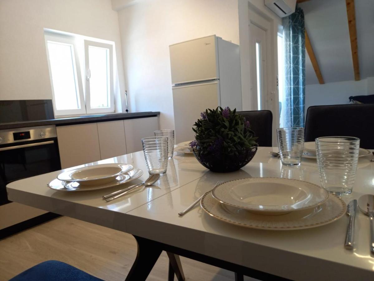 Seaview Suites Ondina Komiža Buitenkant foto